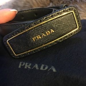 🖤Prada🖤
Saffiano Graphic-Logo Thin Belt, Black